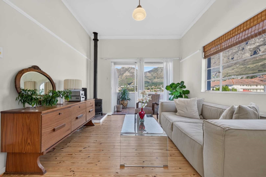 2 Bedroom Property for Sale in Gardens Western Cape